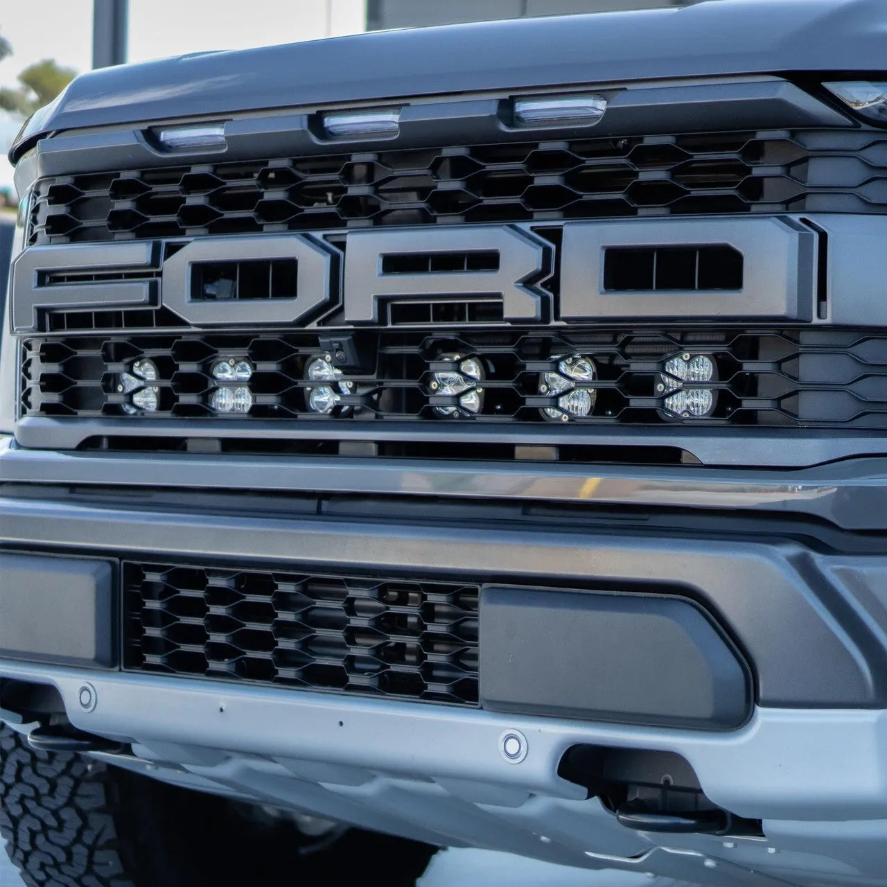 BAJA DESIGNS | Ford F-150 Raptor 2021-2024 Squadron Pro Behind Grille Light Kit (448062)