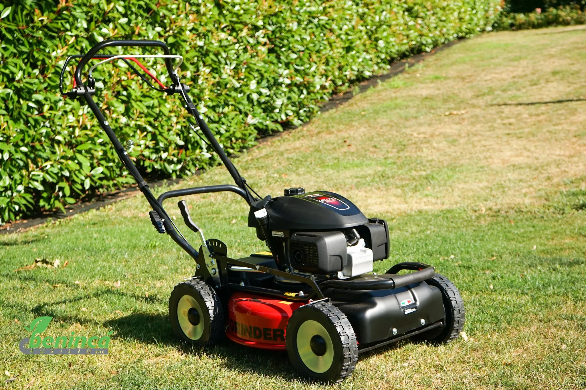 Marina System GRINDER 52 SH 4x4 lawnmower 