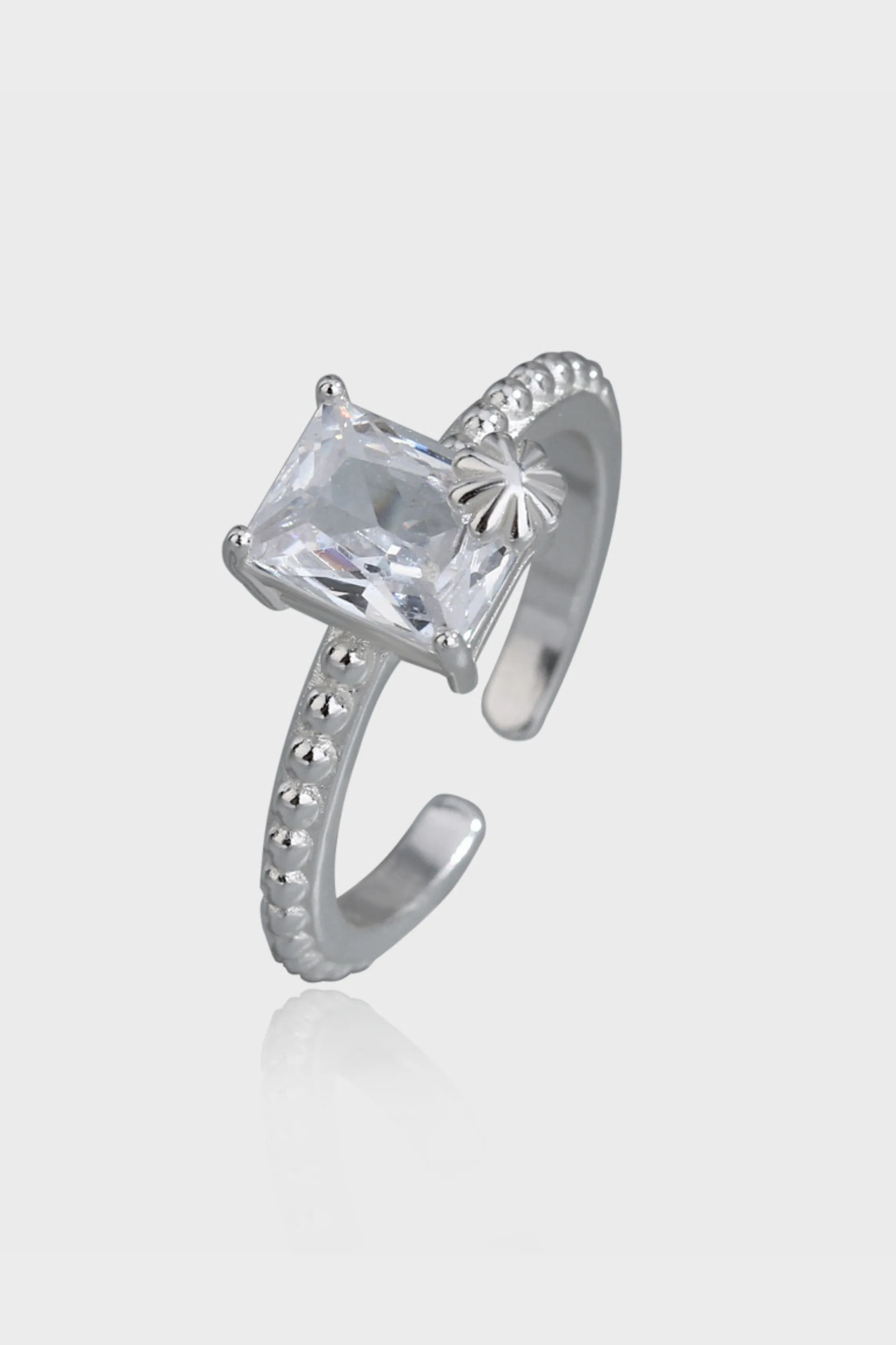 White square gemstone ring